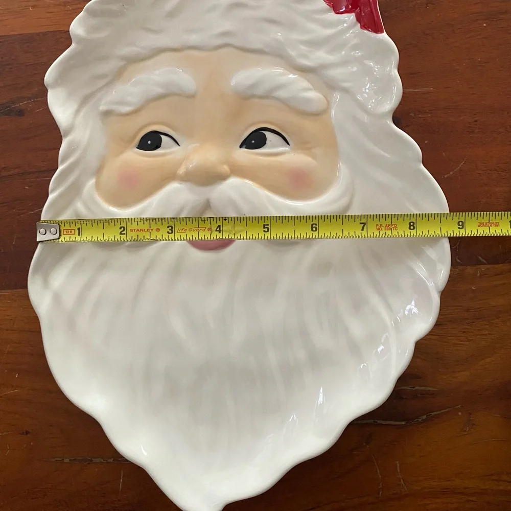 Sur‎ La Table Santa Claus Ceramic Holiday Christmas Plate